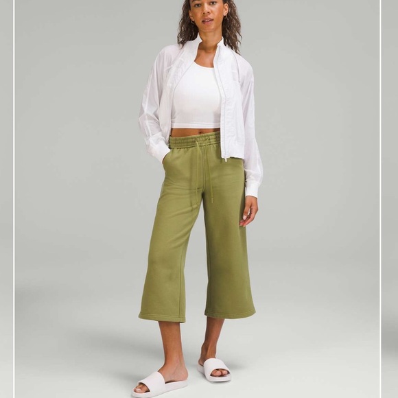 LULULEMON Loungeful High-Rise Wide Leg Crop Pants In Bronze‎ Green Size 6 - Picture 1 of 10